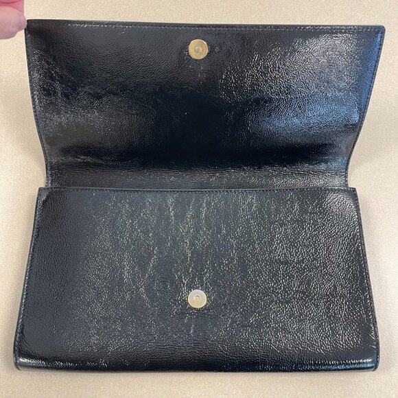 YSL Yves Saint Laurent Black Patent Leather Belle de Jour Clutch Bag - Preowned - Picture 4 of 10